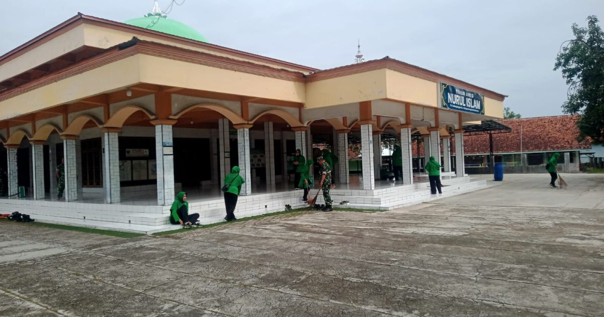 Karya Bakti Sambut Bulan Suci Ramadhan 1447 H di Masjid Jami Nurul Islam Cadangpinggan