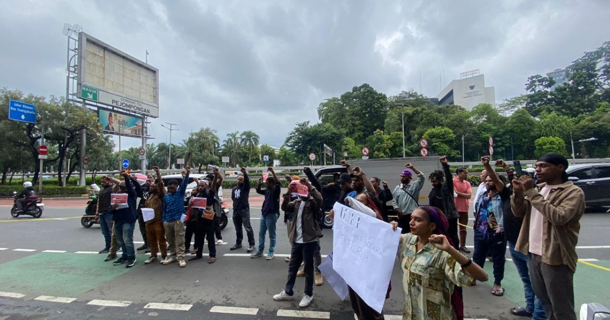 Ikatan Mahasiswa Papua ( IMAPA) Desak ‎BPK-RI _ Segera Audit Dana MRP Se-Tanah Papua