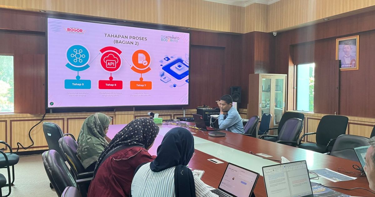 Diskominfo Gelar Sosialisasi Pedoman Teknis dan SOP Pemanfaatan SPLP Secara Virtual