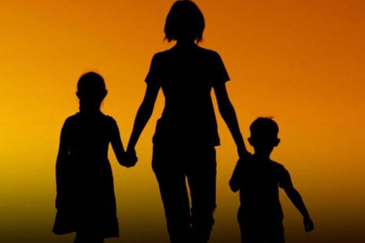 PROF DR SUTAN NASOMAL SANGAT PRIHATIN DENGAN KASUS GANTUNG DIRI IBU RUMAH TANGGA MELIBATKAN ANAK 