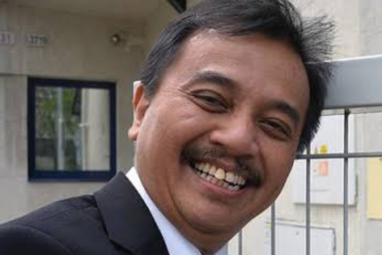 *Sudah H+10 Teror nDhas Babi dan 6 Tikus tanpa nDhas belum terungkap? Terwelu*     _Oleh: Dr. KRMT Roy Suryo, M.Kes_