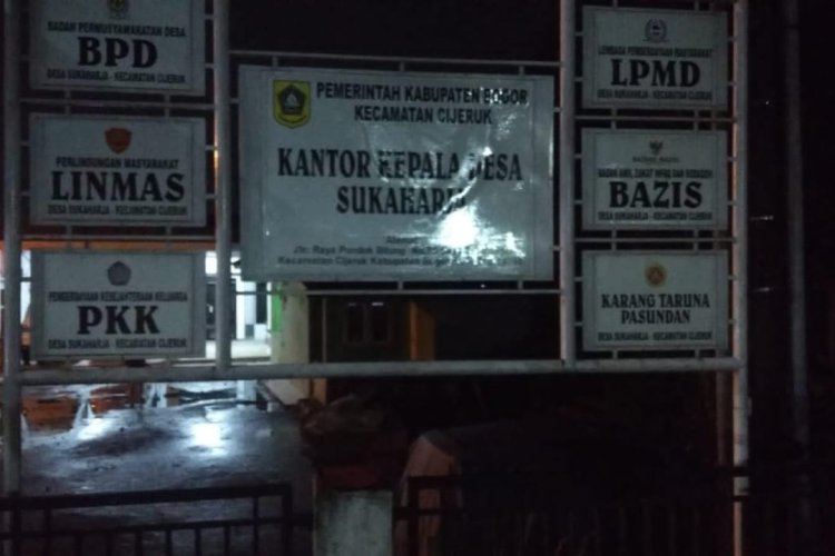 *Benarkah Stempel Kades Desa Sukaharja Yang Tertera Itu Palsu?*