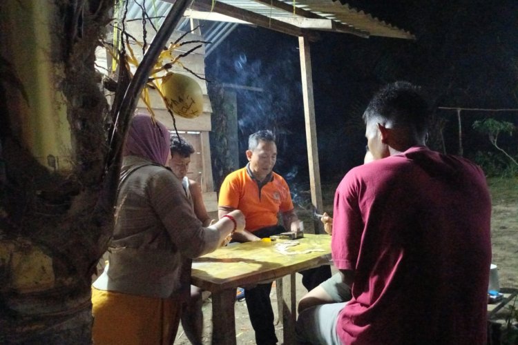 Asyik Bermain Gaplek Malam Minggu Hingga Larut Malam