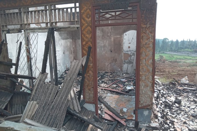 Penyerobotan dan pengerusakan Lahan Victor oleh PT PMC