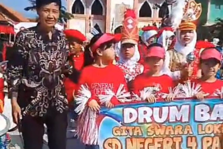 Ada Drumband Bocil Dalam Serba-serbi Kemeriahan HUT-80 Republik Indonesia