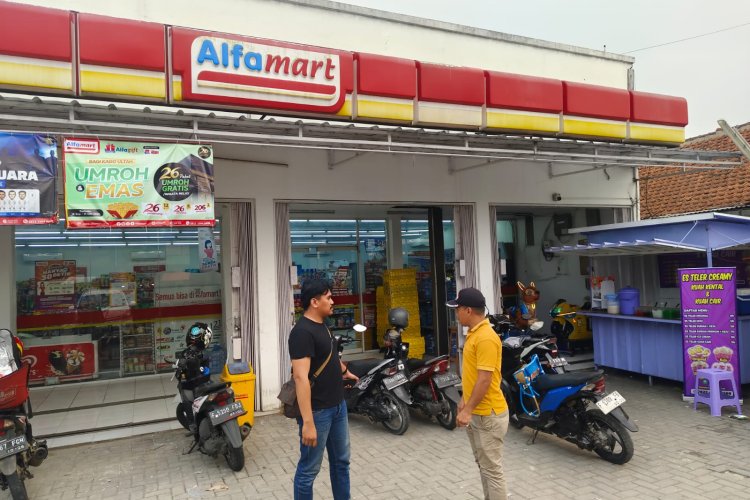 Kapolsek Dramaga Bersama Kanit Reskrim Dan Anggota Menindak Lanjuti Viralnya Postingan Media Sosial